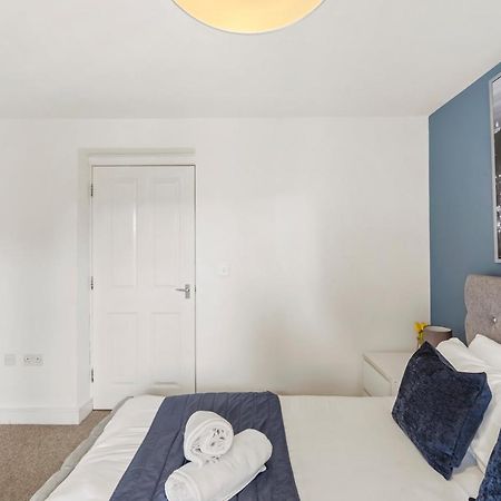 Luxnightzz - Two Bed - Close To North Station And Hospital 콜체스터 외부 사진