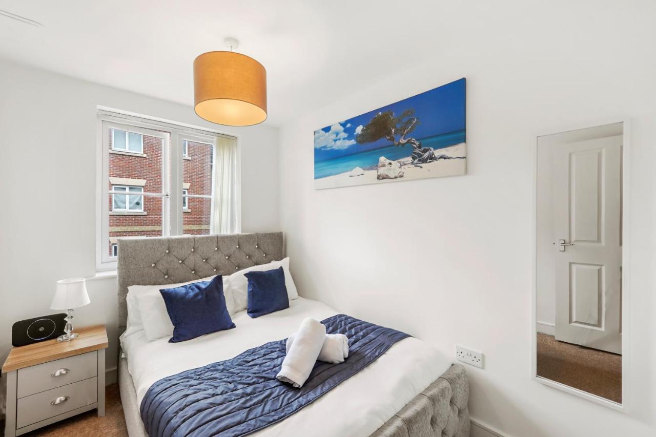 Luxnightzz - Two Bed - Close To North Station And Hospital 콜체스터 외부 사진